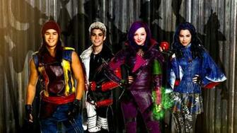 [49+] Disney Descendants Wallpaper on WallpaperSafari