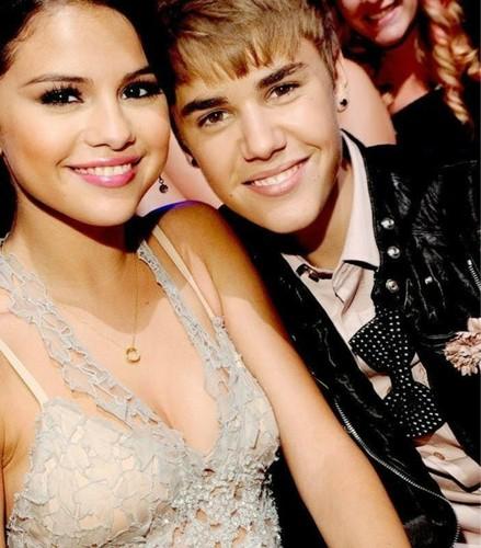 Justin Bieber images justin bieber selena gomez 30 june. 99+ Justin ...