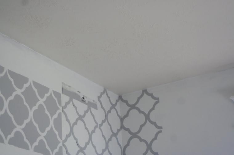 Free download Pink Gray Quatrefoil Moroccan Tiles Pattern Wallpaper