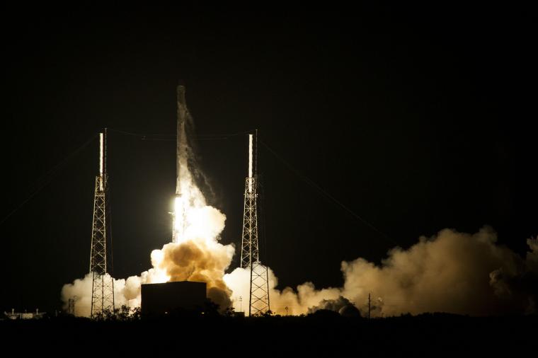 falcon 9 wallpaper