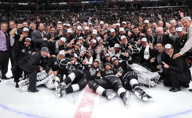 45 La Kings Wallpaper Stanley Cup On Wallpapersafari 