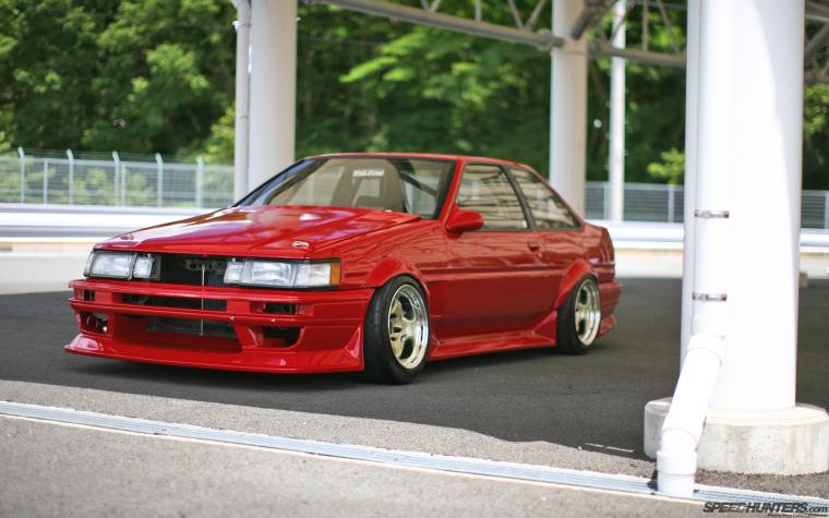 Toyota ae86 drom