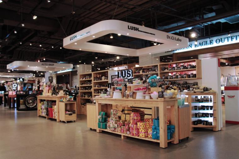 Free download LOOKBOOK DOWNLOAD WALLPAPER STORE LOCATOR BLOG [550x390