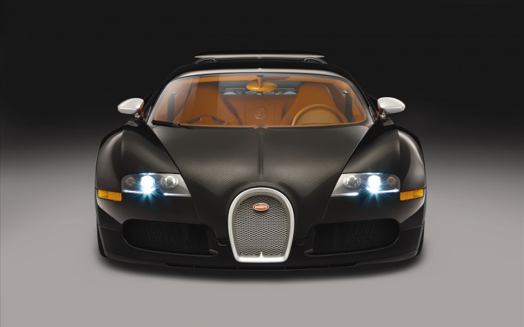 Free download Adorn your desktop screen with attractive Bugatti car