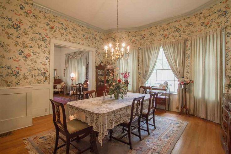 Bold Floral Wallpaper In Dining Room