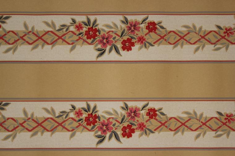 Free download Wallpaper Border Red and Pink Flowers with Gray on White