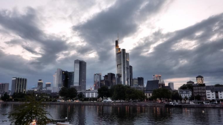 Free download Frankfurt Skyline wallpaper [2560x1600] for your Desktop