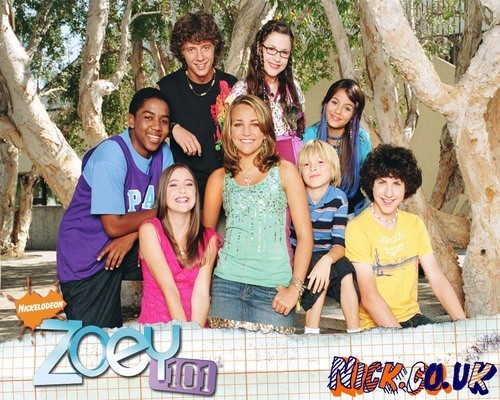 Free Download Zoey 101 Wallpaper Zoey101castrealnames 470x626 For