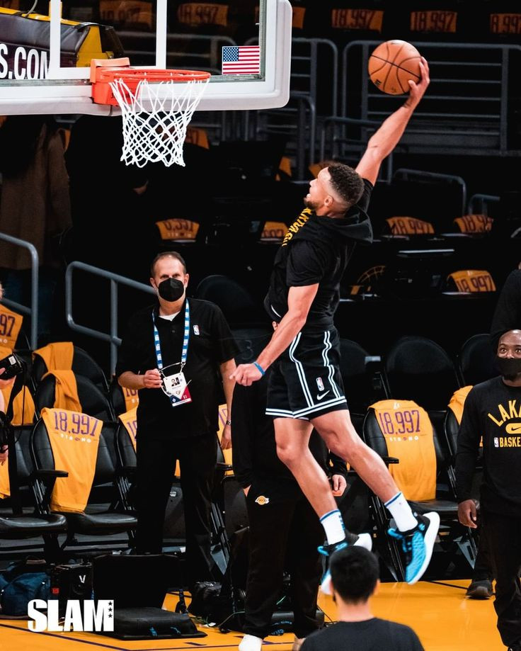 steph curry dunk