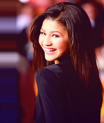 Filed Under Zendaya Coleman Celebrity Girl Fashion Smile