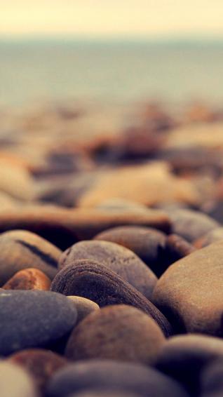 Stone Beach iPhone 5s Wallpaper S8