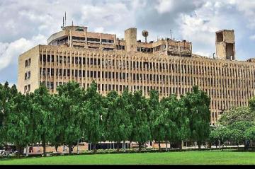 Iit Delhi Team Blames Raw Material For Building Collapse At