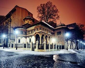 Wallpaper Romania Bucharest Winter Fence Street Night