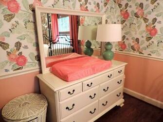 The Floral Wallpaper That Is Taking Over Nurseries Everywhere