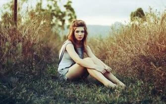 Cute Girl Short Jeans Vintage HD Wallpaper Epic Desktop Background
