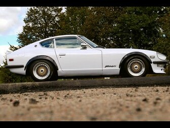 Datsun 240z S30 Side Wallpaper