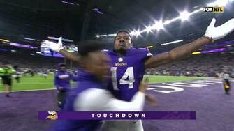 Bone Chilling Moment As Case Keenum Leads The Skol Chant