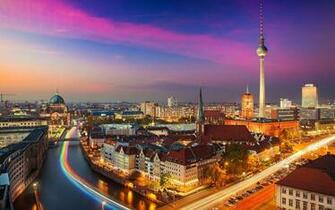 Lumi Res Dansantes Berlin Fond D Cran HD De Bureau Large