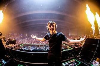 Martin Garrix Dj Wallpaper