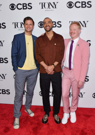 Jesse Tyler Ferguson X Wallpaper