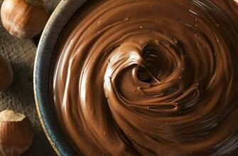 Costco Sells A Pound Tub Of Nutella And It S Everything