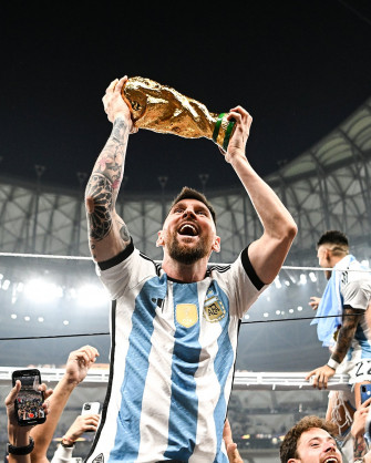 B R Football On With Over 42m Likes Lionel Messi S