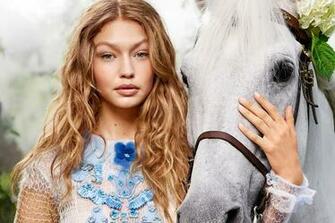 Gigi Hadid Wallpaper Pictures Image