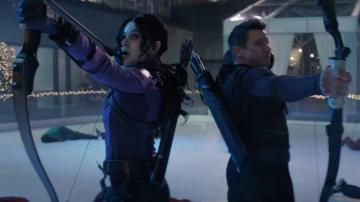 Hawkeye Finally Grabs The Spotlight In Christmassy First