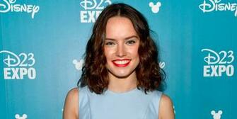 Daisy Ridley Wallpaper And Background