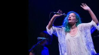 Halsey Wallpaper
