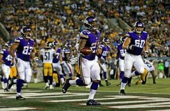 Minnesota Vikings Meet Running Backs Coach Kirby Wilson