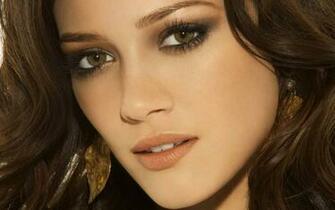 Hilary Duff Beautiful Face