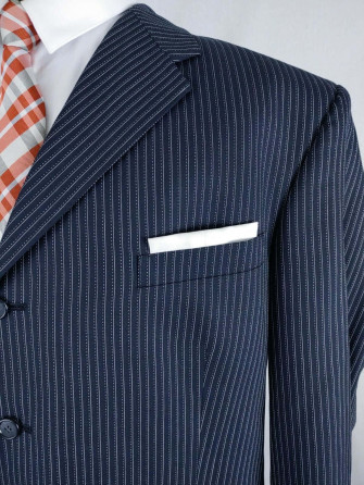 Man In Suit Picture Wallpaper