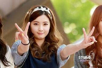Korean Girl Wallpaper Top Background