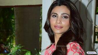 Daisy Shah High Resolution Image Glamsham