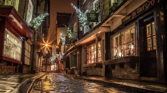 Cozy City Wallpaper