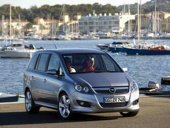 Opel Zafira B Wallpaper