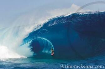 Pin Surfing In Teahupoo Tahiti Wallpaper HD