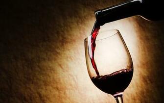 Wine Glass Bottle Pour Red Wallpaper