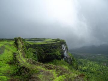 Amazing Maharashtra Tour Hindustan Journey
