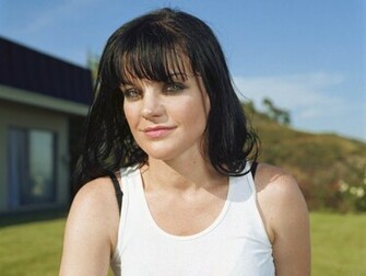 Pauley Perrette Wallpaper
