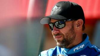 Nascar At California Matt Kenseth Involved In Scary Wreck Auto