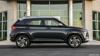 Hyundai Venue Side HD Wallpaper