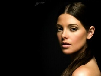Ashley Greene Wallpaper HD