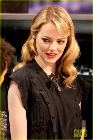 Emma Stone Blonde Boyfriend Hair