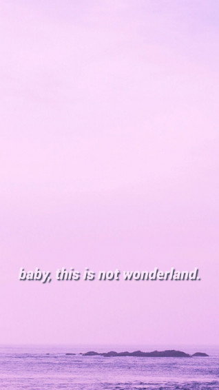 Aesthetic Light Purple Wallpaper