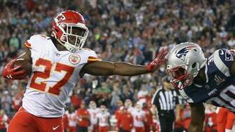 Chiefs Rookie Kareem Hunt Redeems Himself To Lead Upset Sporting