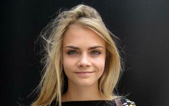 Cara Delevingne Model Wallpaper