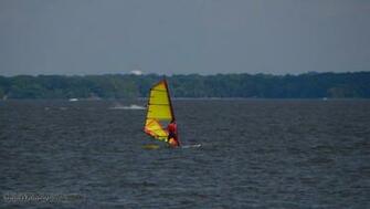 Planche Voile Sur Le Lac Des Deux Montagnes Fonds D Cran