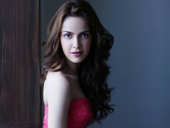 Indian Actress Shazahn Padamsee Wallpaper HD